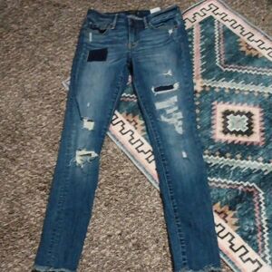 💜 3/$15💜Abercrombie and Fitch Distressed Skinny Jeans💜